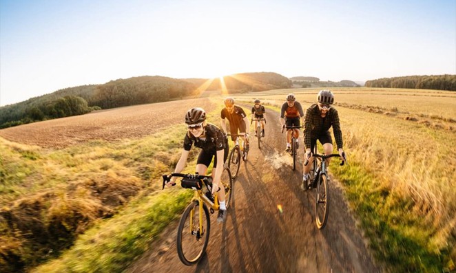 grupos de ciclistas