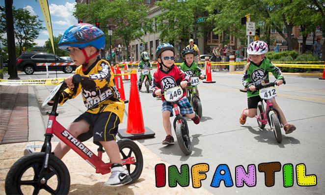 Crianças com bicicleta balance
