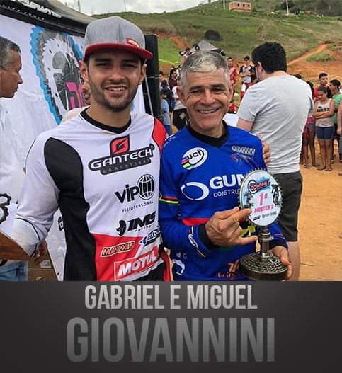 07 Fotos Pai e Filho Gabriel Giovannini e Miguel Giovannini. Pai e filho, ciclistas de downhill