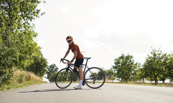 03 treino Mulher pedalando