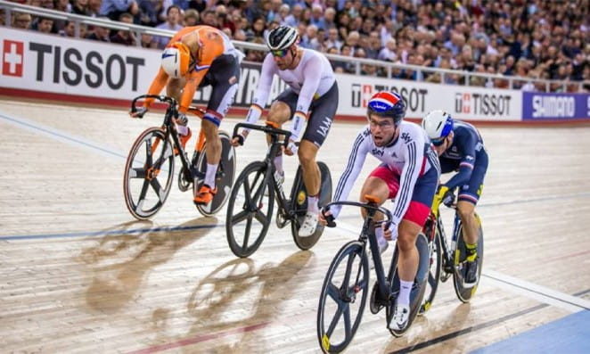 08 Omnion Ciclistas em prova omnion