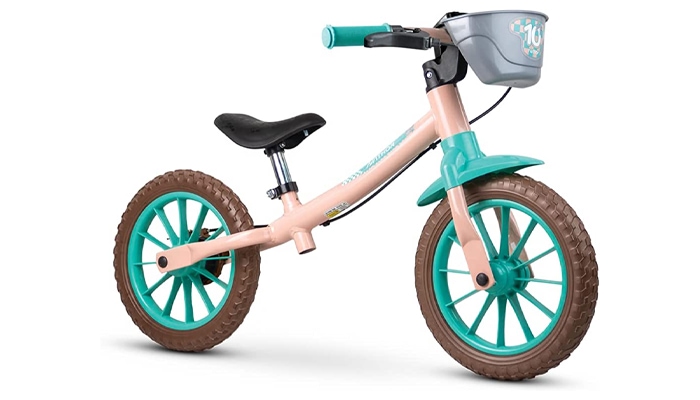 Imagem de um bicicleta de equilíbrio rosa e azul